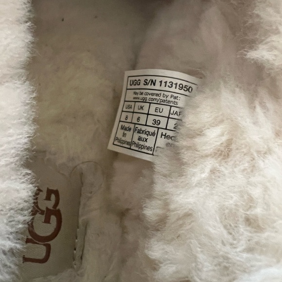 Ugg Classic Cozy Furry Bootie Slippers - Picture 3 of 7